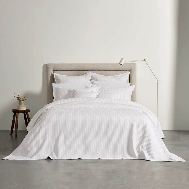 Evora White Cotton Coverlet Set