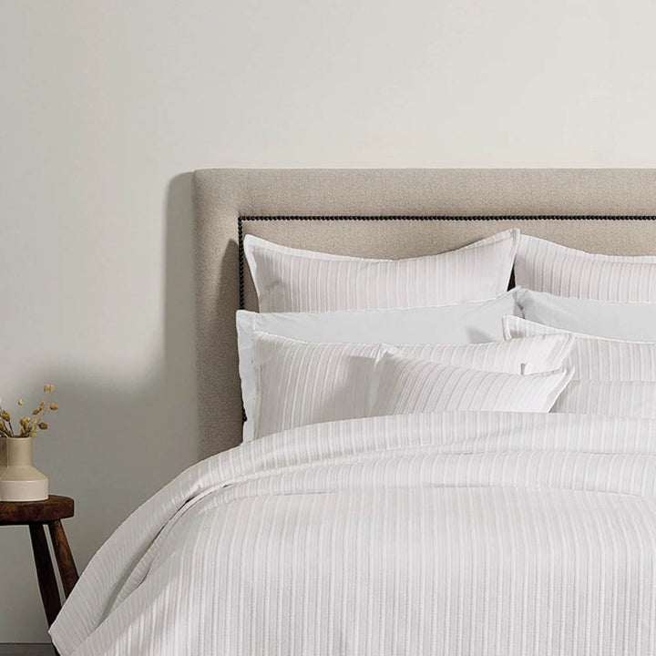 Evora White Cotton Coverlet Set
