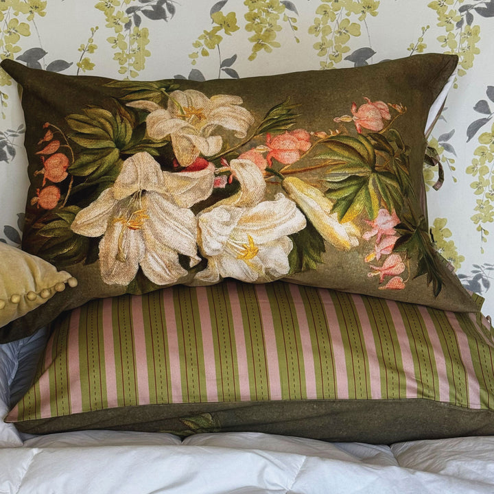 Lilies Pillowcase Set