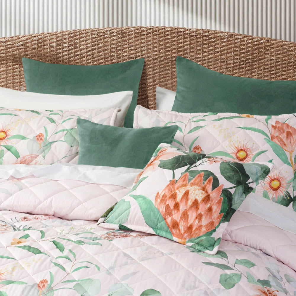 Sidney Protea Blush Bedspread Set