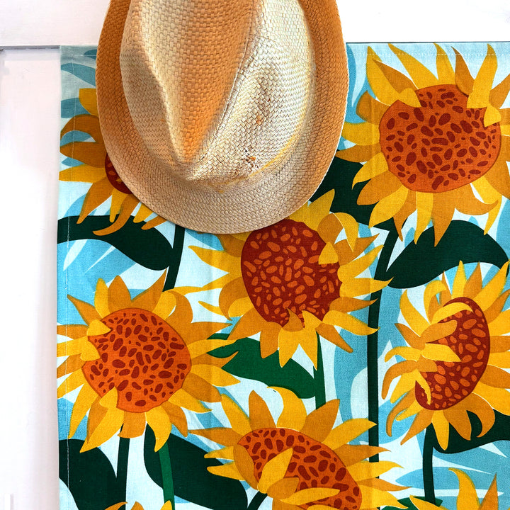 Sunflower show off tea towel