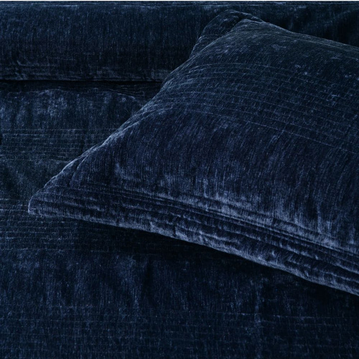 Bianca Cyrano Coverlet Set