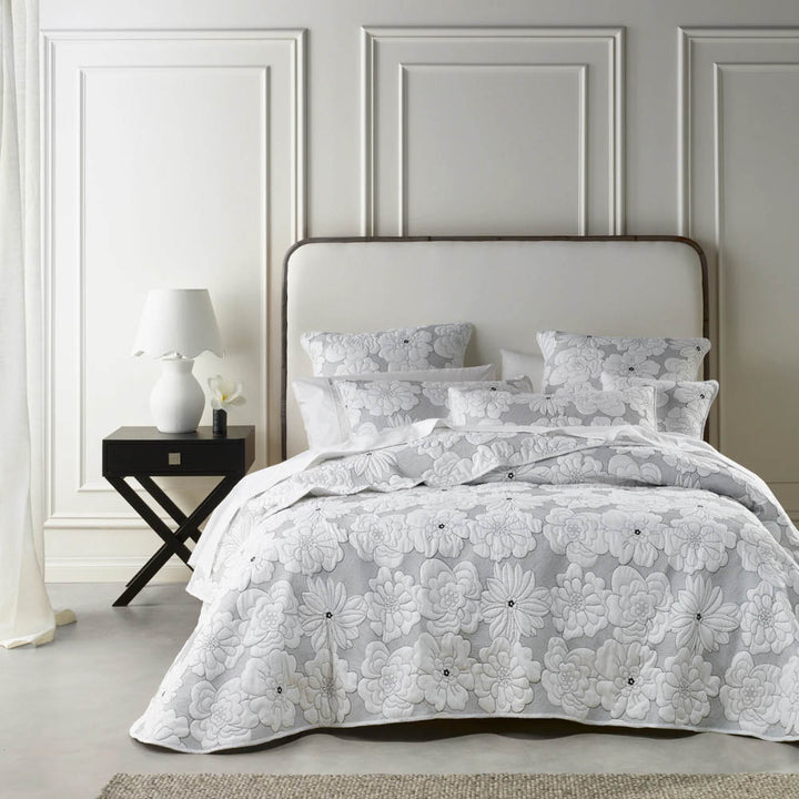 Leona Monochrome Floral Bedspread Set