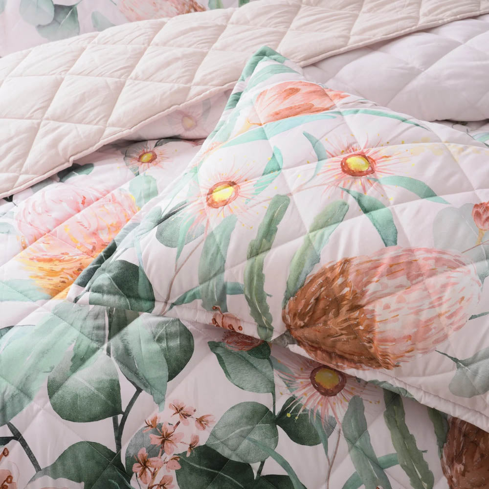 Sidney Protea Blush Bedspread Set