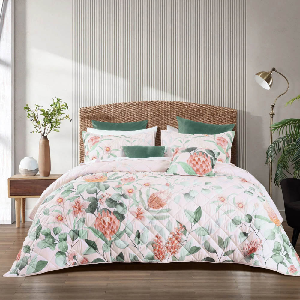 Sidney Protea Blush Bedspread Set