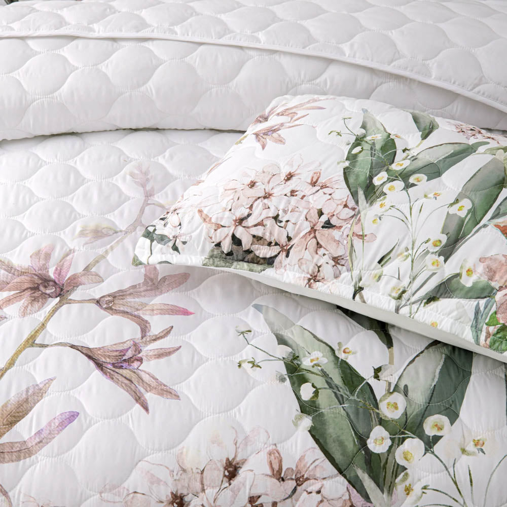 Lorna Floral Bedspread Set