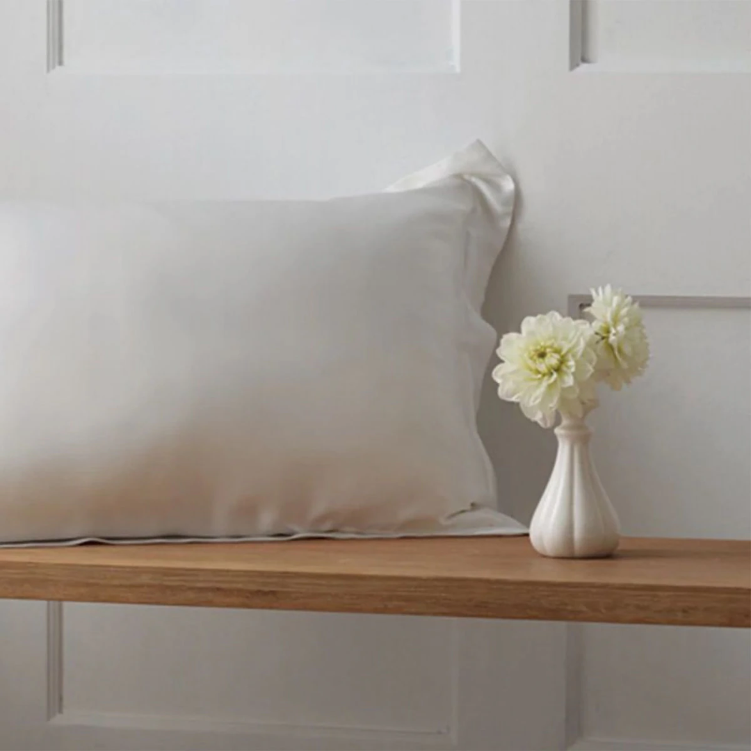 Tailored White Silk Pillowcase