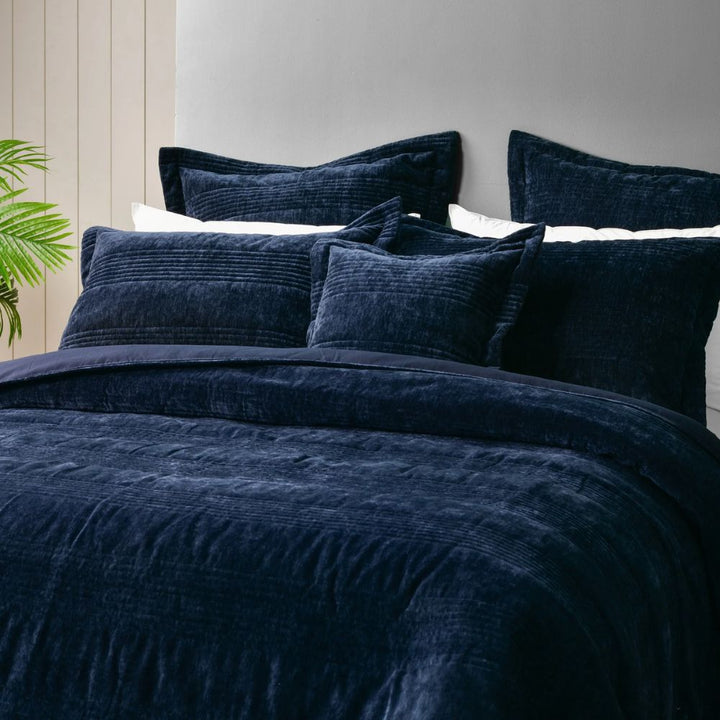Bianca Cyrano Coverlet Set