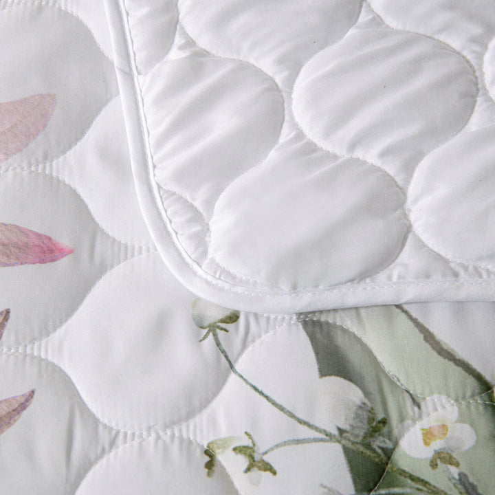 Lorna Floral Bedspread Set
